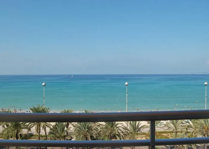 Hotell Riviera Playa 3*